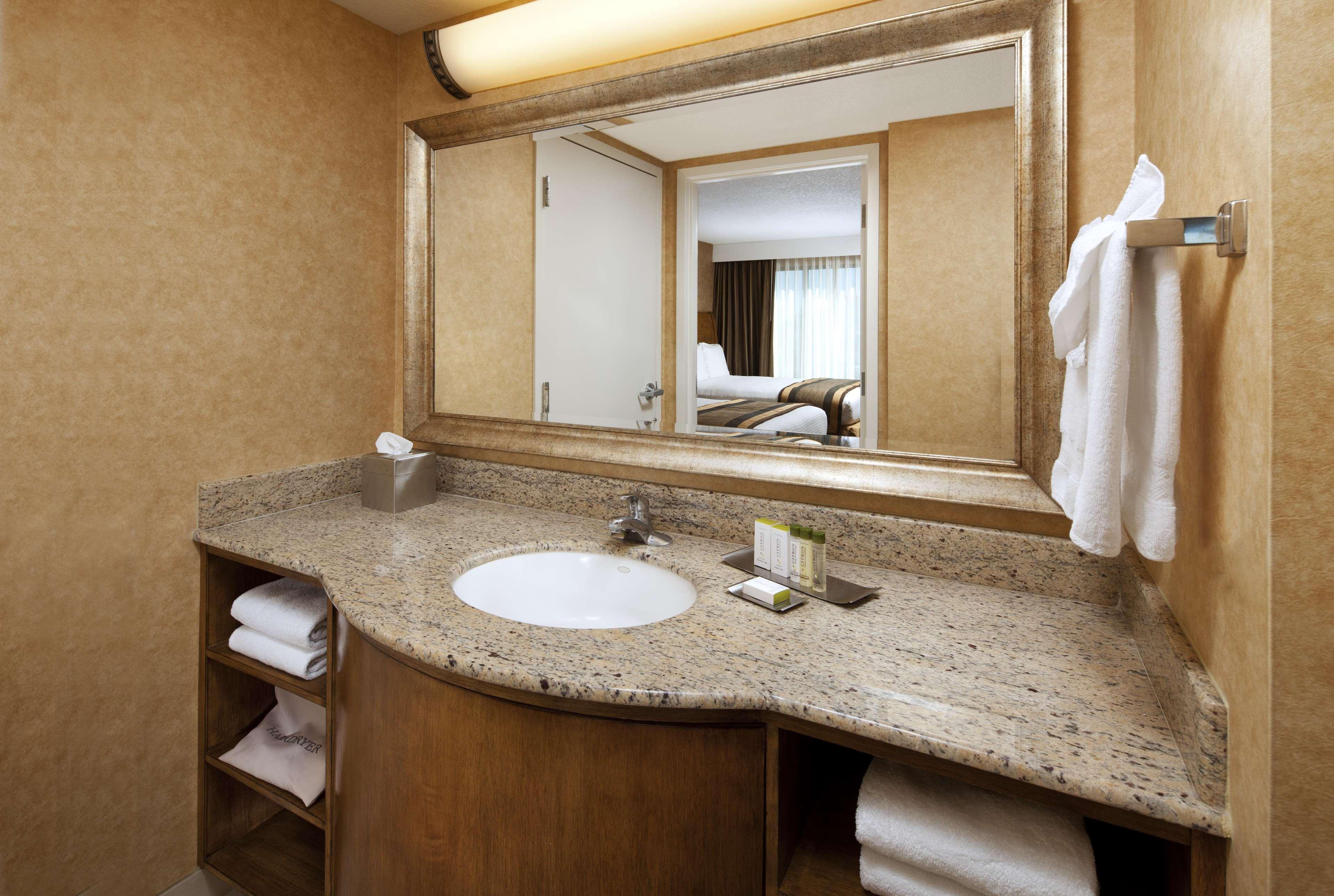 Doubletree Suites By Hilton Anaheim Resort/Convention Center Extérieur photo